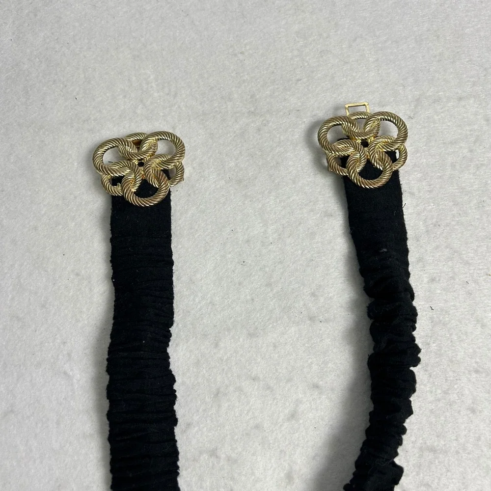 Vintage 80s Style Unbranded Womens M Black Gold Interlocking Knot Elastic Belt‎